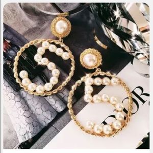 Famous Design Golden Pearl Earring For Women Number 5